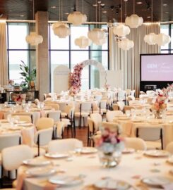 블룸어라운드 (Bloom-A-Round Floral Design)