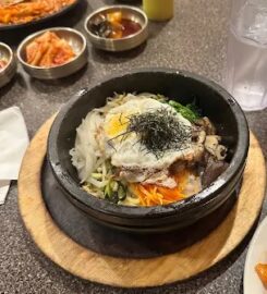 Korea House 영동회관 Korean Cuisine & Sushi